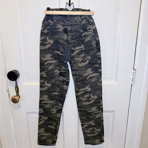 One Teaspoon Camouflage Print Pants